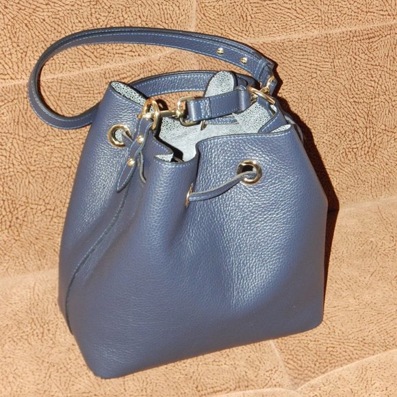 Valentino by Mario Valentino Karl Medallion Leather Bucket Bag VA2865 Authentic - Picture 7 of 16